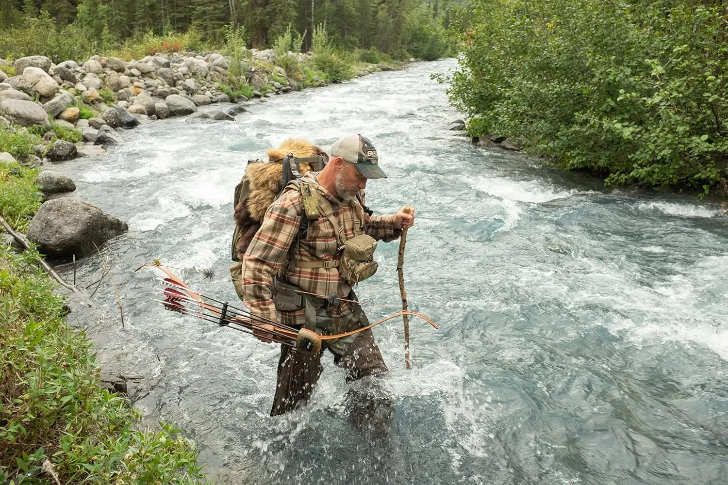 Alaska Guide Creations Stalker Camo Hydration Pack |Fits The 3L AGC Bladder | Binocular Harness Scouting Backpack