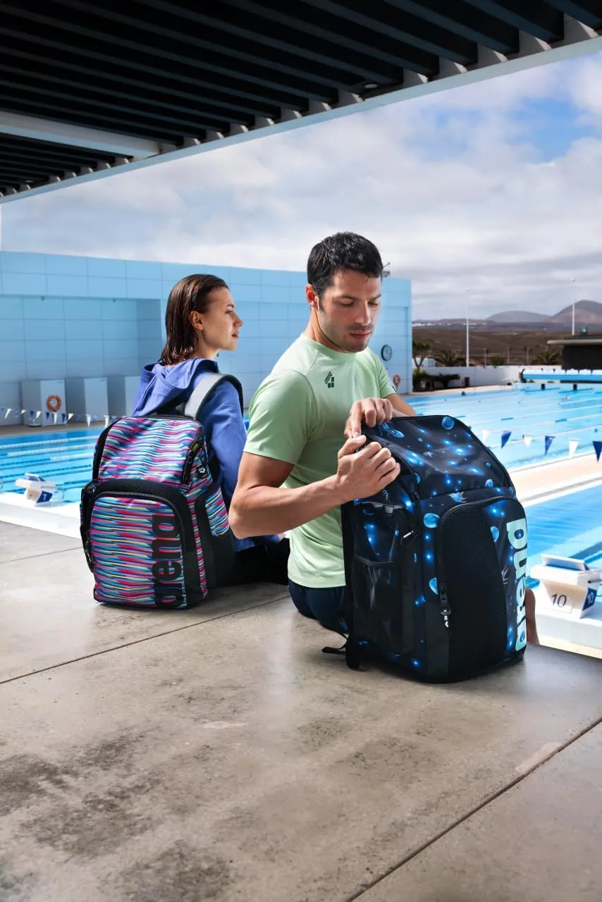 Arena Spiky III Backpack 35 Unisex Travel Gym Rucksack for Men and Women, Training Gear Equipment Bag for Swimmers, 35 Liters