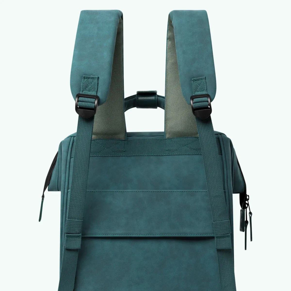 Backpack Adventurer Medium Quepos