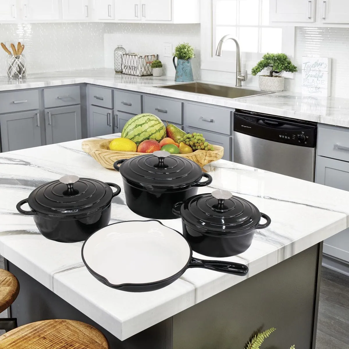 Cast Iron Cookware Pot Set 7 Piece Black TH184