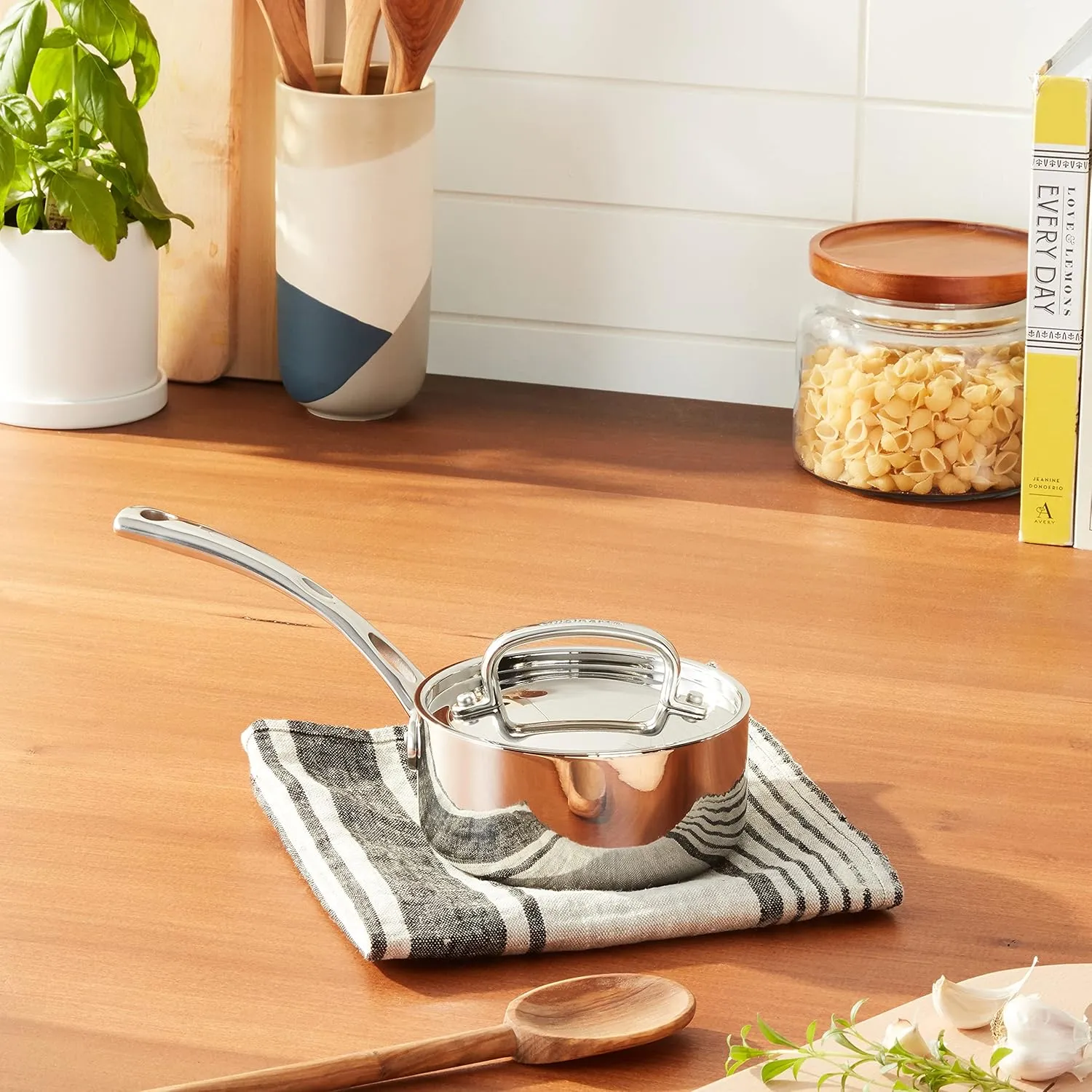 Cuisinart French Classic Tri-Ply Stainless 1-Quart Saucepan with Cover,Silver