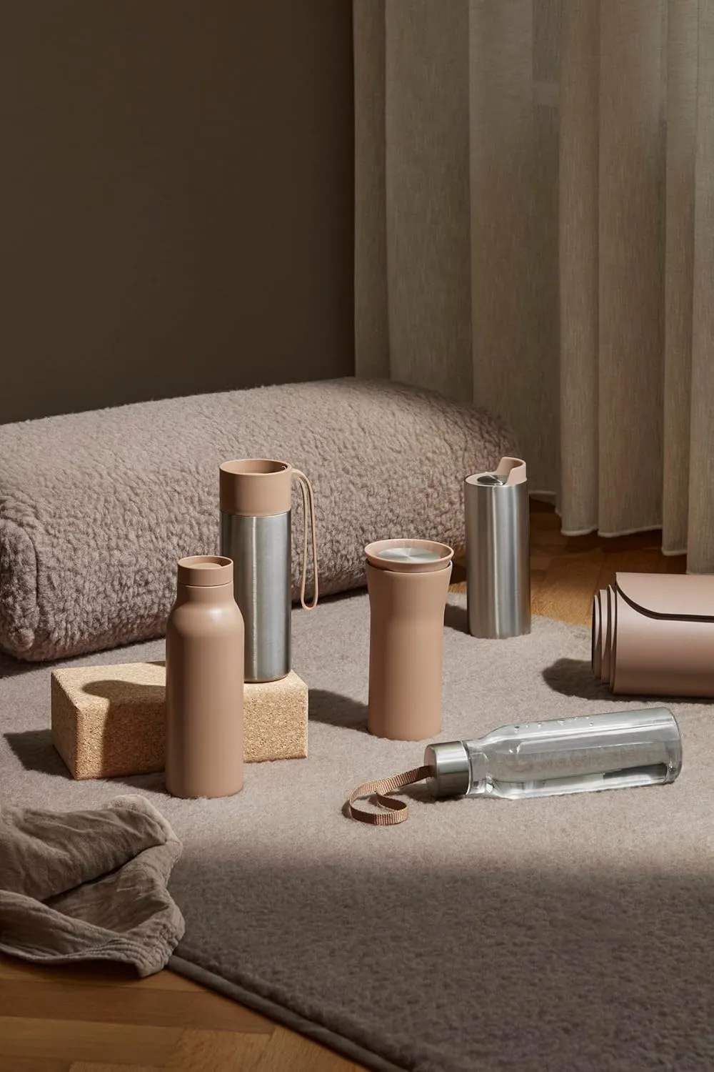 Eva Solo | To Go Cup 12oz | Double walled thermo cup with vacuum | Danish Design, Functionality & Quality | Mocca