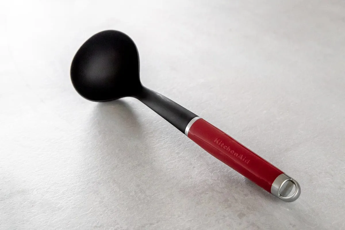 KitchenAid Coreline Ladle Empire Red KAG0060