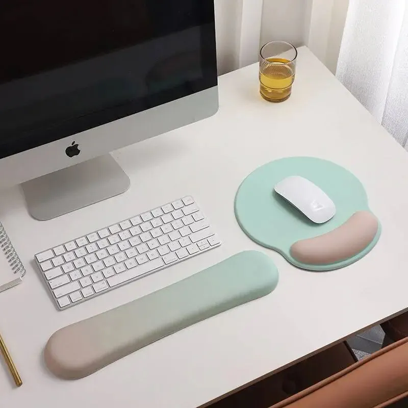 Memory Cushion Ergonomic Mouse Pad