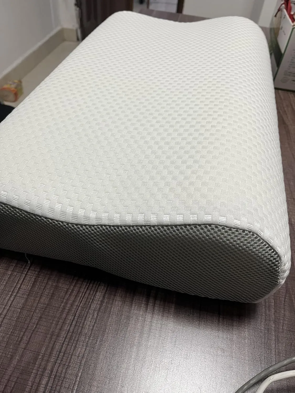 Memory Foam Pillows, Cervical Neck Pillow for Sleeping, Ergonomic Pillow for Neck Pain Relief, Contour Support for Side Back Sleepersrs