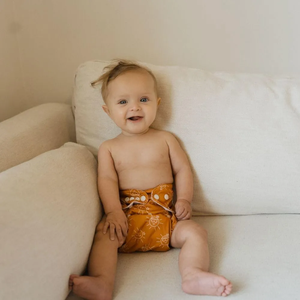 Nora's Nursery Cloth Diapers 7 Pack with 7 Inserts & 1 Wet Bag - Waterproof Cover, Washable, Reusable & One Size Adjustable Pocket Diapers for Newborns and Toddlers - Outer Space