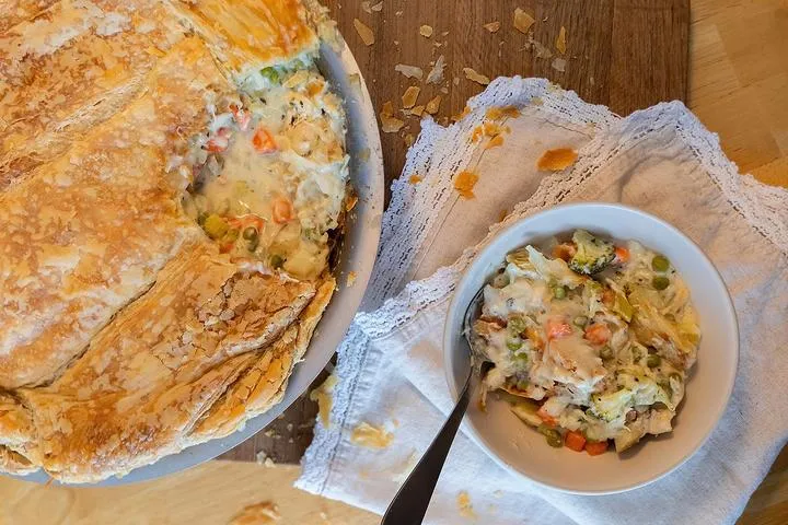 Oven to Table Pan USA Made by 360 Cookware