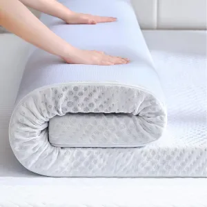 SINWEEK 3 Inch Gel Memory Foam Mattress Topper Queen Size, Ventilated Mattress Pad for Body Pressure Relief, Cooling Bed Topper with Breathable Soft Cover, CertiPUR-US Certified