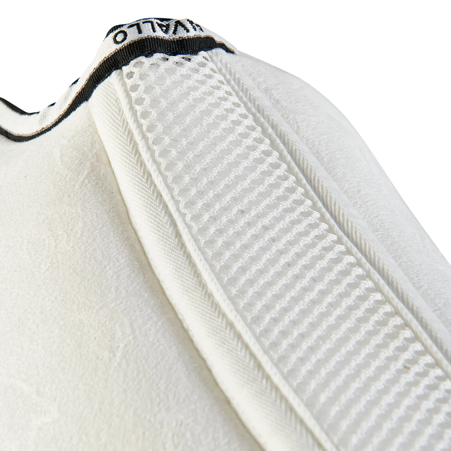 Spin eFree Memory Foam Suede Internal Silicone Grip Half Pad Dressage