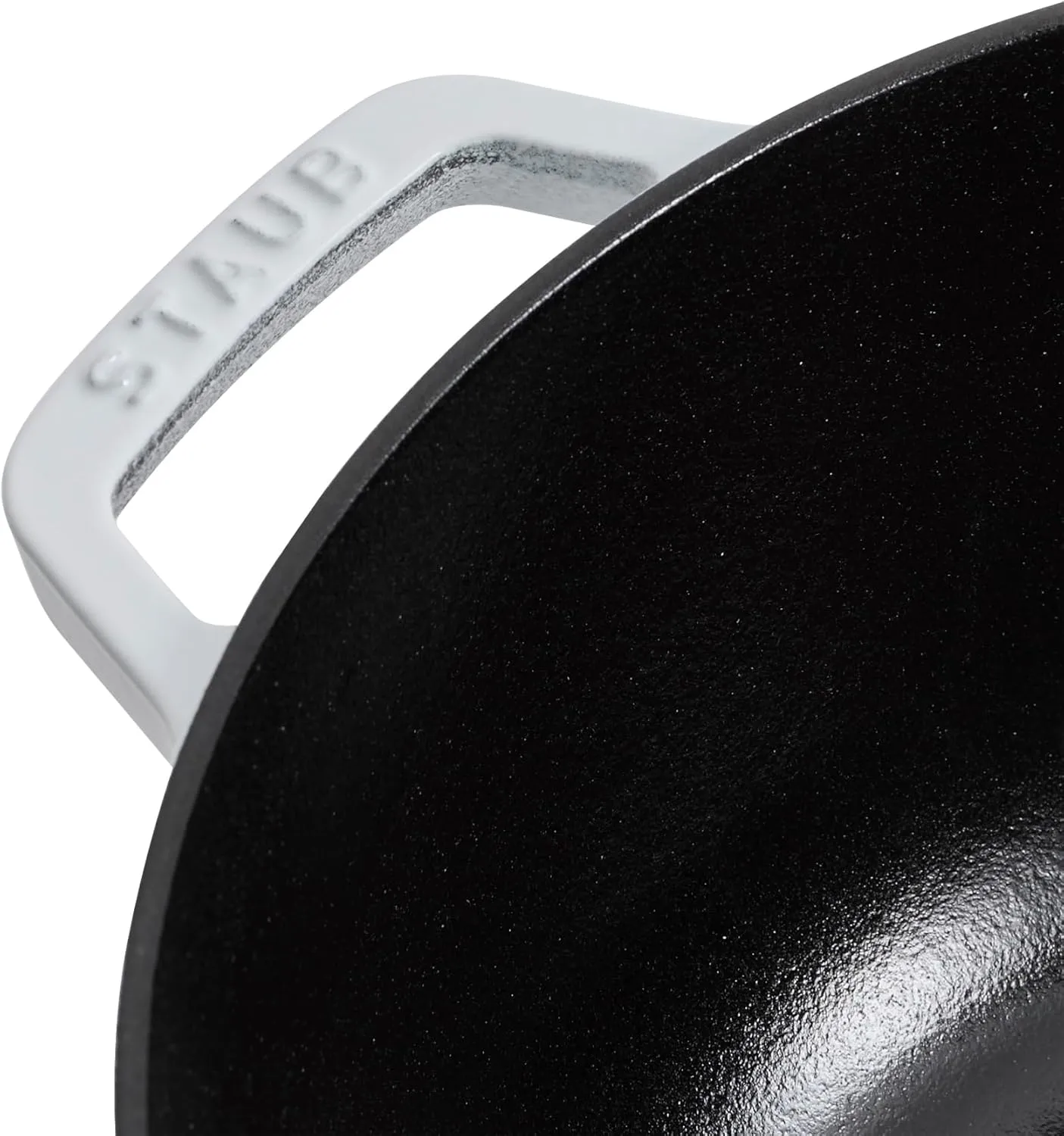 Staub Cast Iron Essential French Oven, Dutch Oven, 5-quart, serves 5-6, Made in France - White