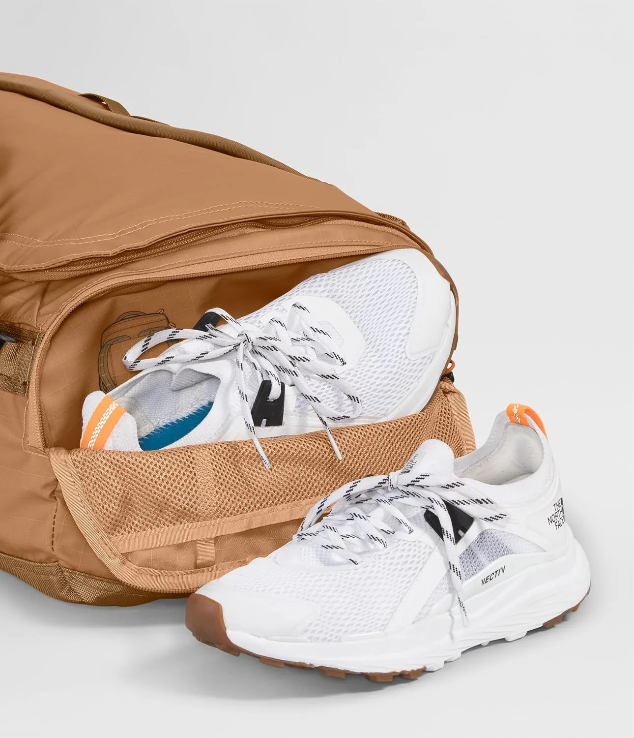THE NORTH FACE Base Camp Voyager Duffel—32L