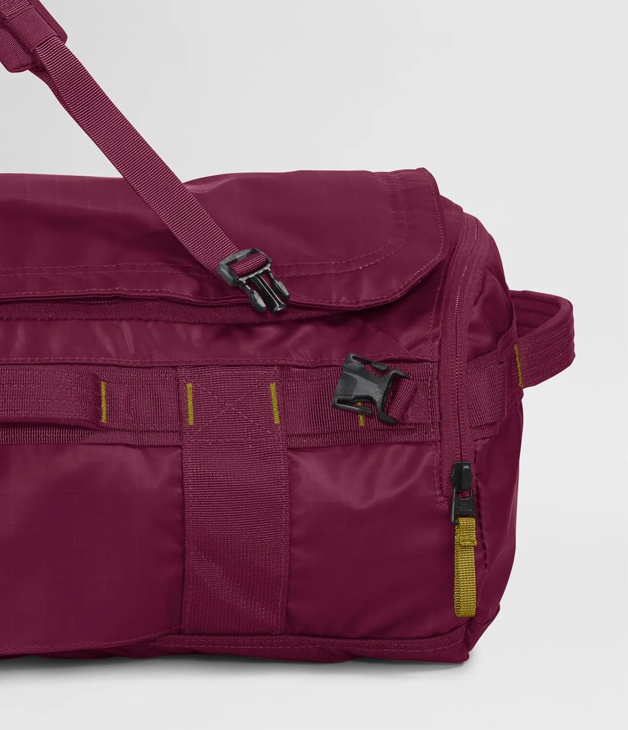 THE NORTH FACE Base Camp Voyager Duffel—32L