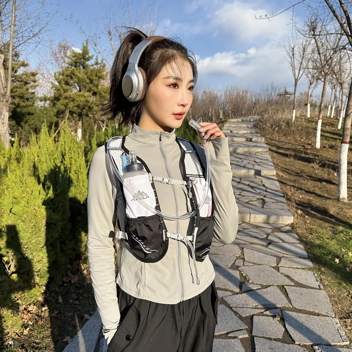 TRIWONDER Running Hydration Vest 5L 7L Lightweight Hydration Pack Backpack Hydro Daypack for Trail Marathoner Running Race Cycling Daypack
